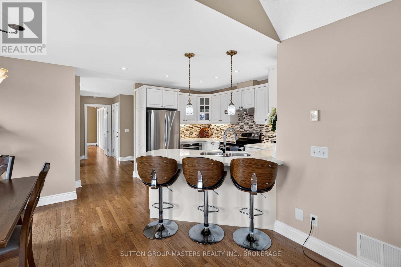 100 Britannia Crescent Property Photo 12