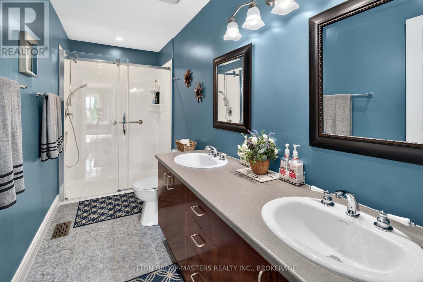 100 Britannia Crescent Property Photo 25
