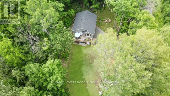 1065 Henderson's Road Property Photo 1
