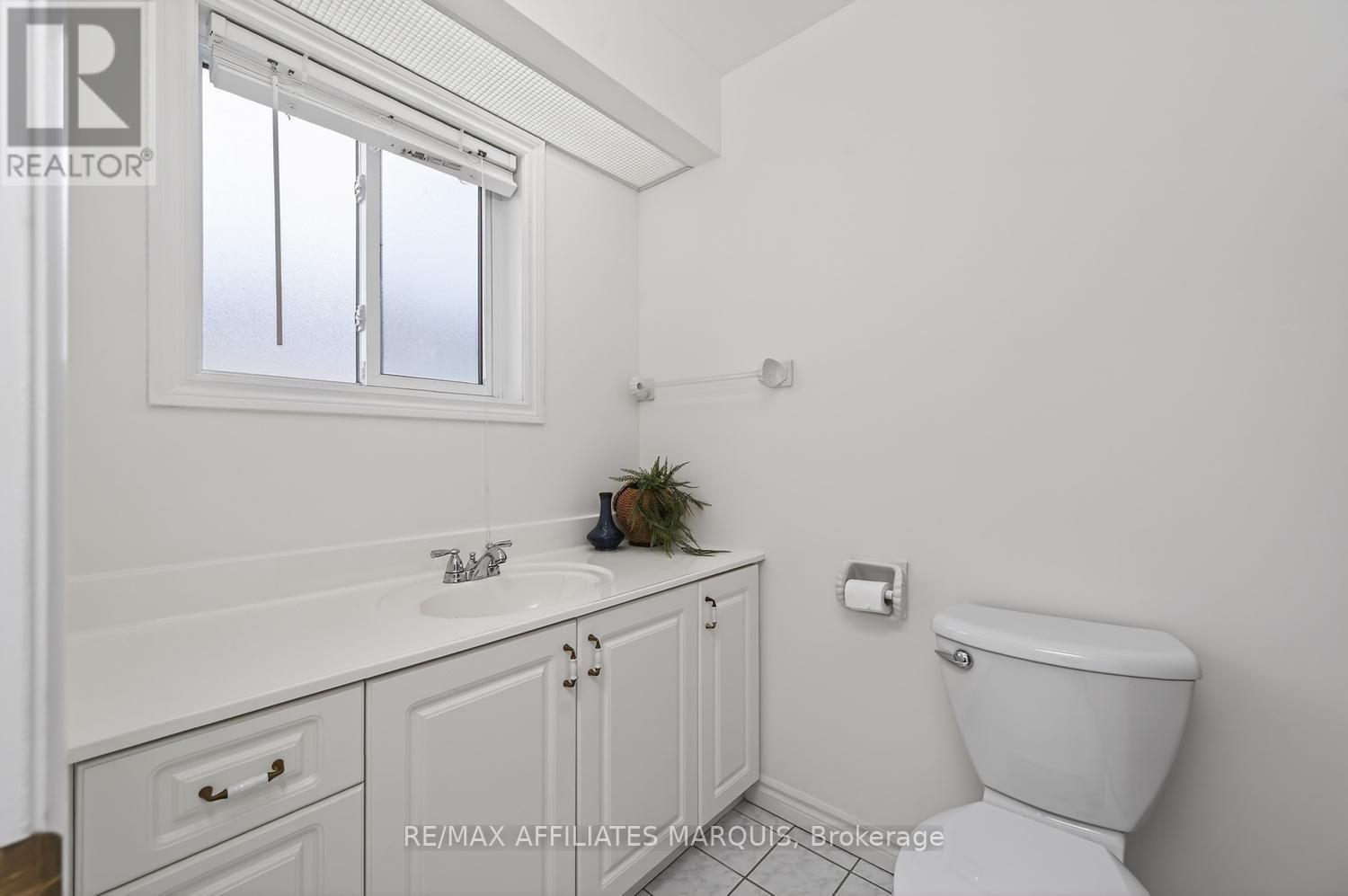 11 Decaria Boulevard Property Photo 29