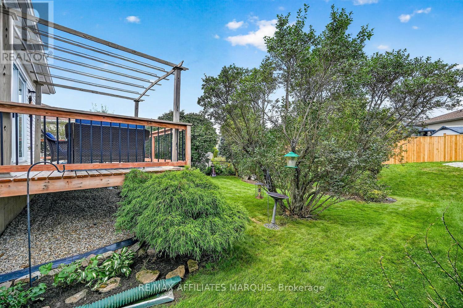 11 Decaria Boulevard Property Photo 37