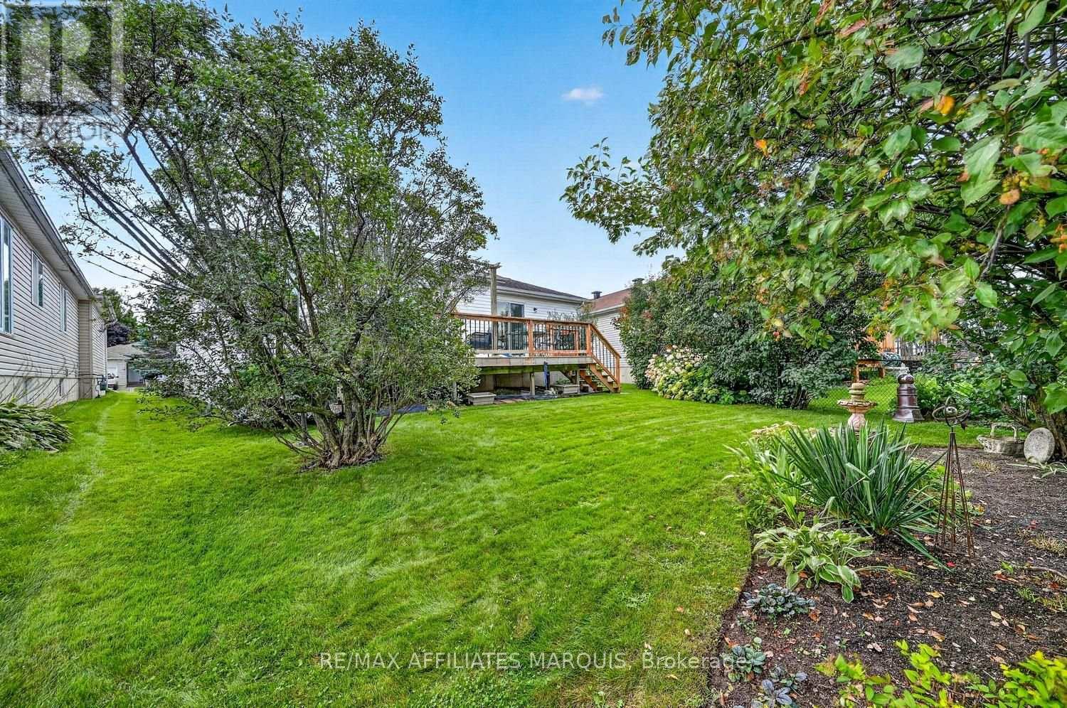 11 Decaria Boulevard Property Photo 39