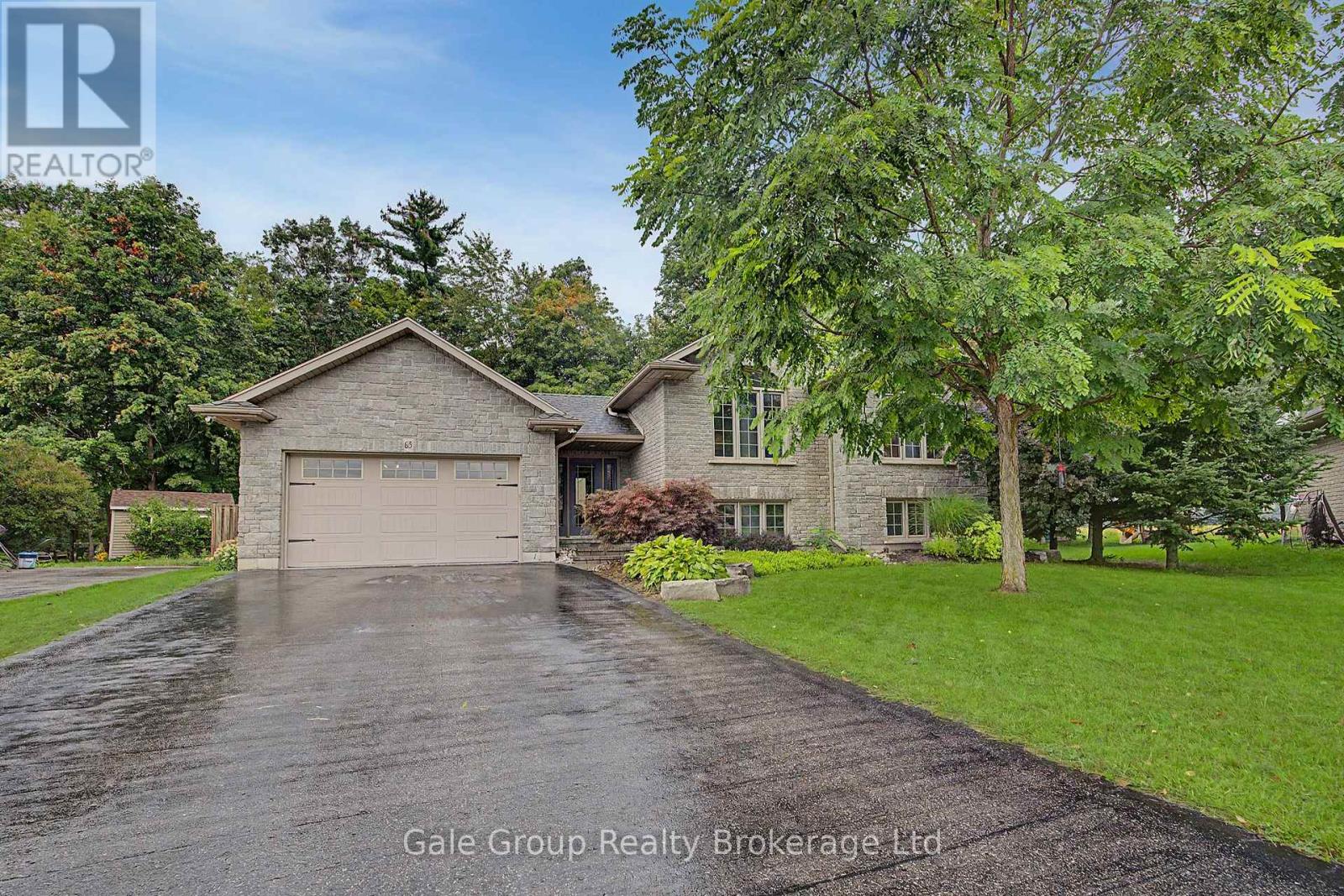 65 Wintergreen Crescent Property Photo 1