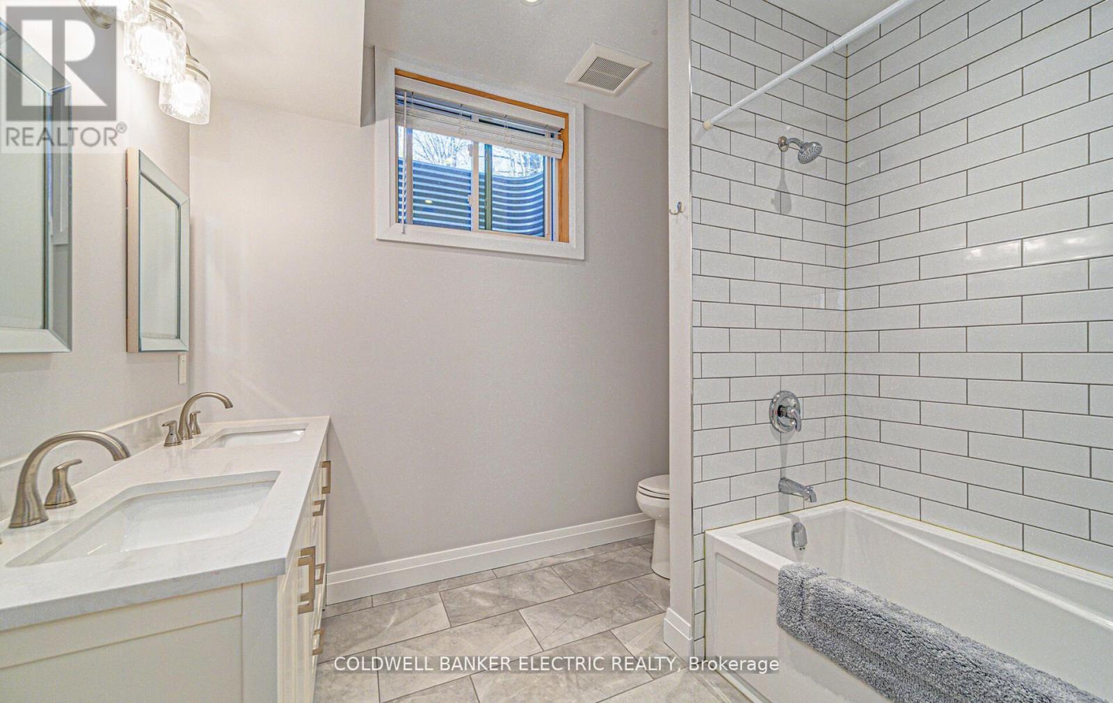 17 Ida Ho Lane Property Photo 31