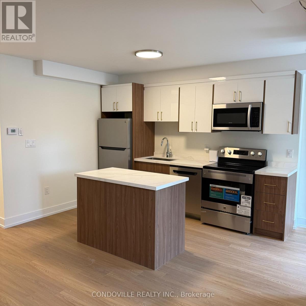 3 - 854 Doon Village Road E Property Photo 4