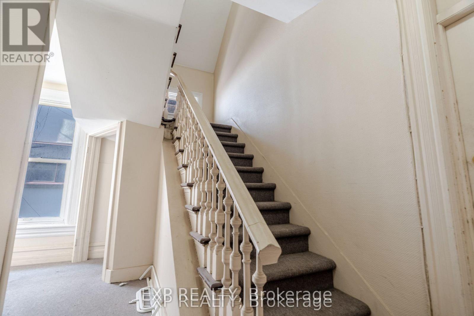 88 Maclaren Street Property Photo 7