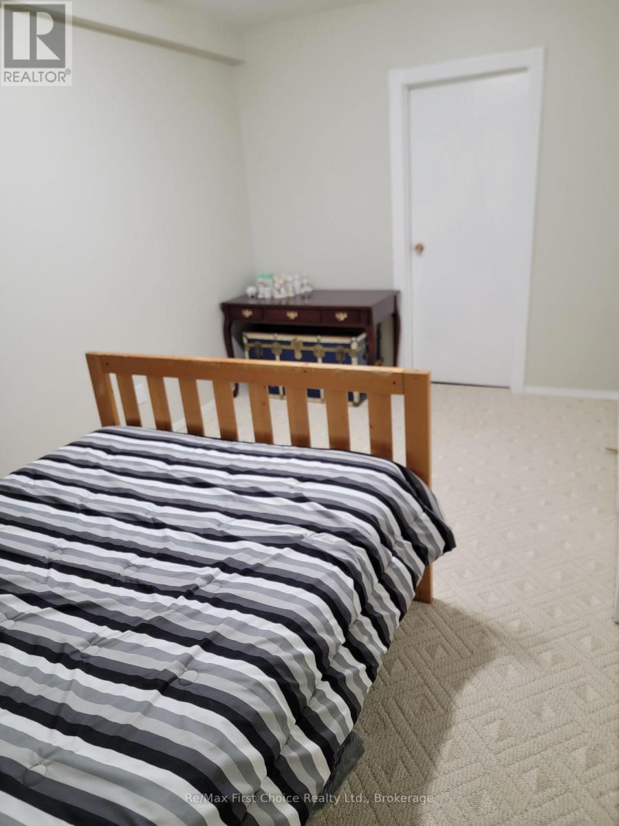 602 River Avenue E Property Photo 24