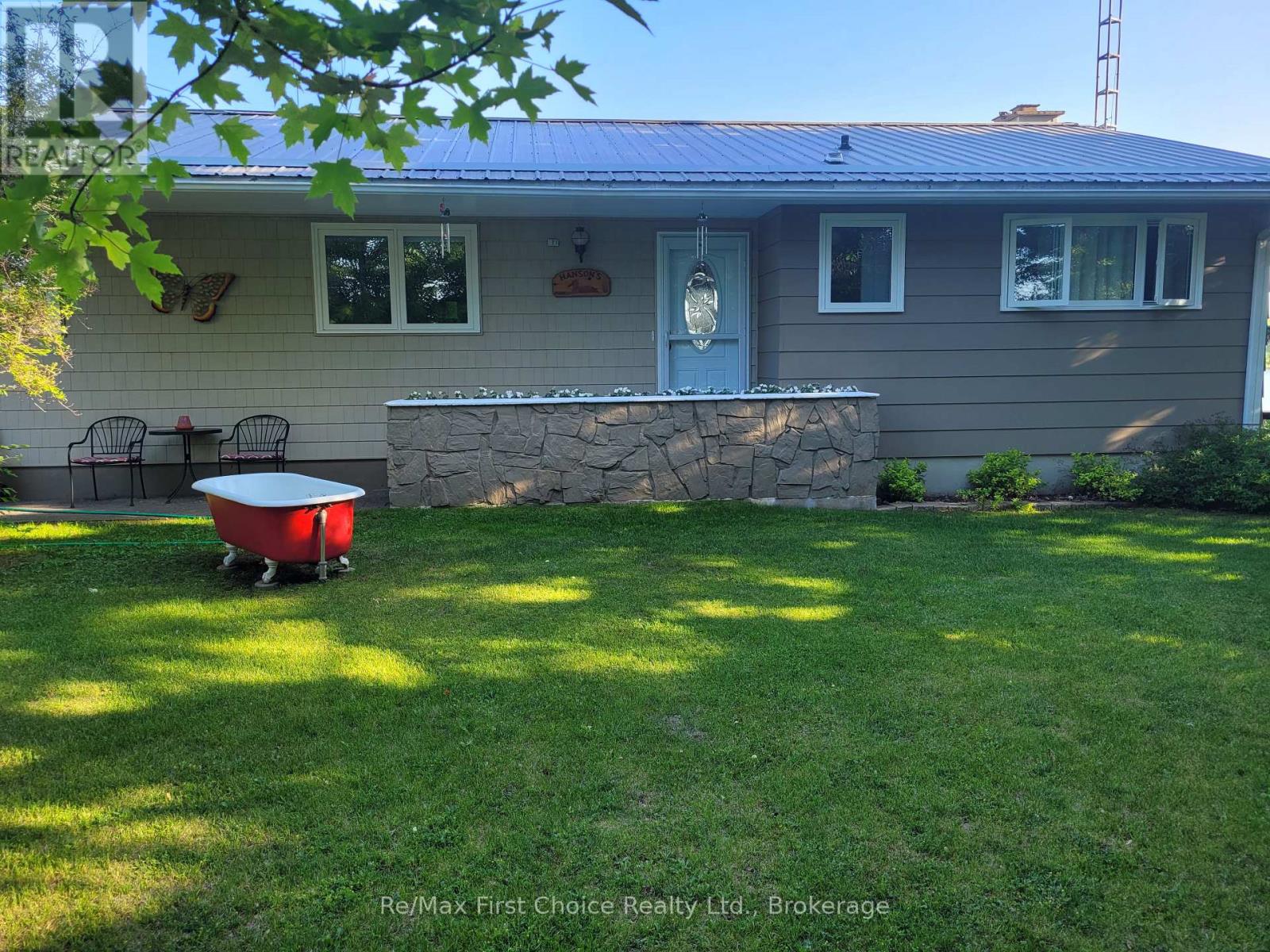 602 River Avenue E Property Photo 30