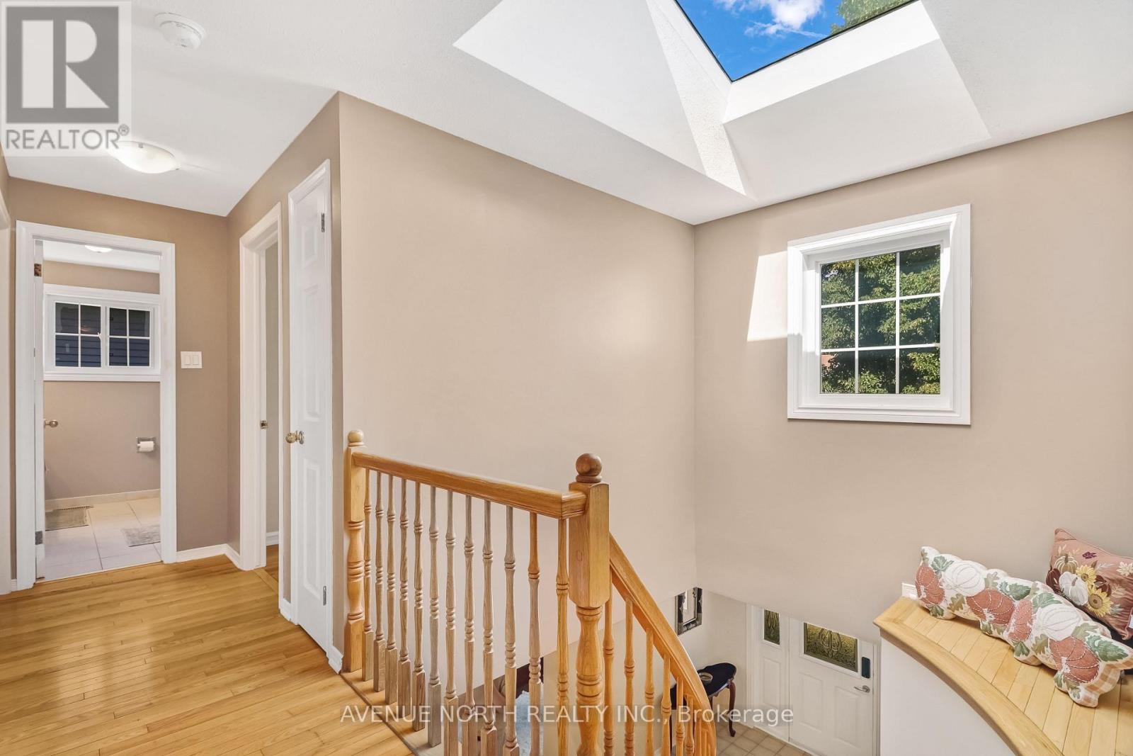 1674 Sansonnet Street S Property Photo 18