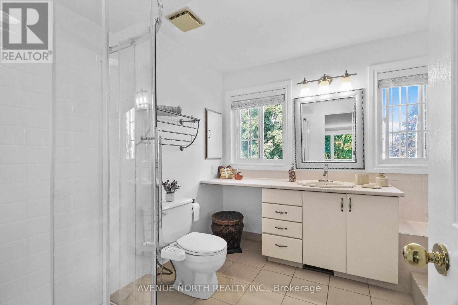 1674 Sansonnet Street S Property Photo 22