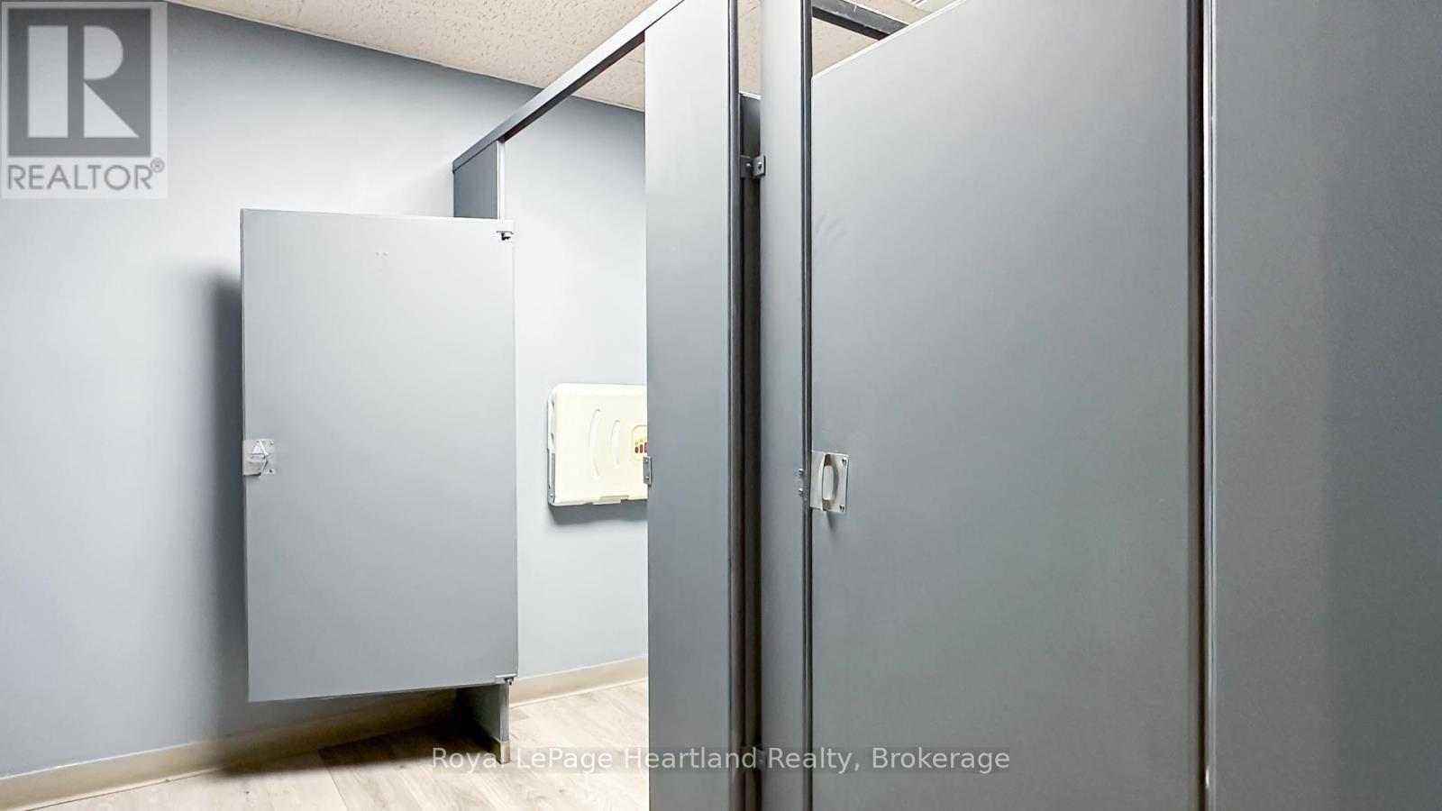 76988 London Road S Property Photo 37