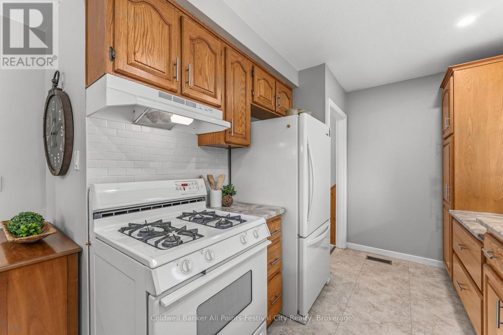 153 Warren Street Property Photo 15