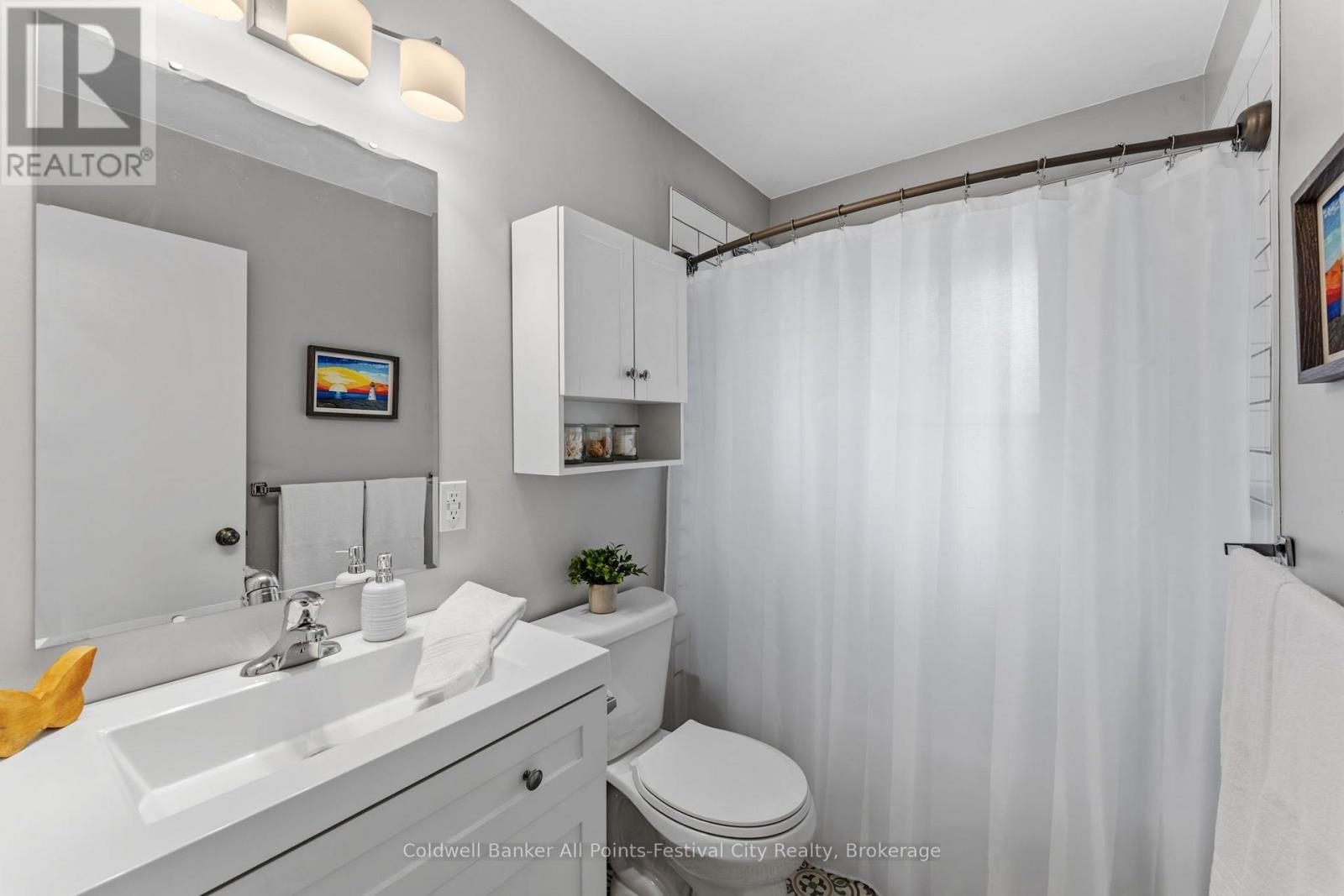 153 Warren Street Property Photo 20