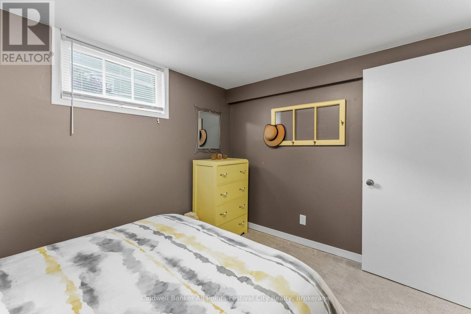 153 Warren Street Property Photo 25