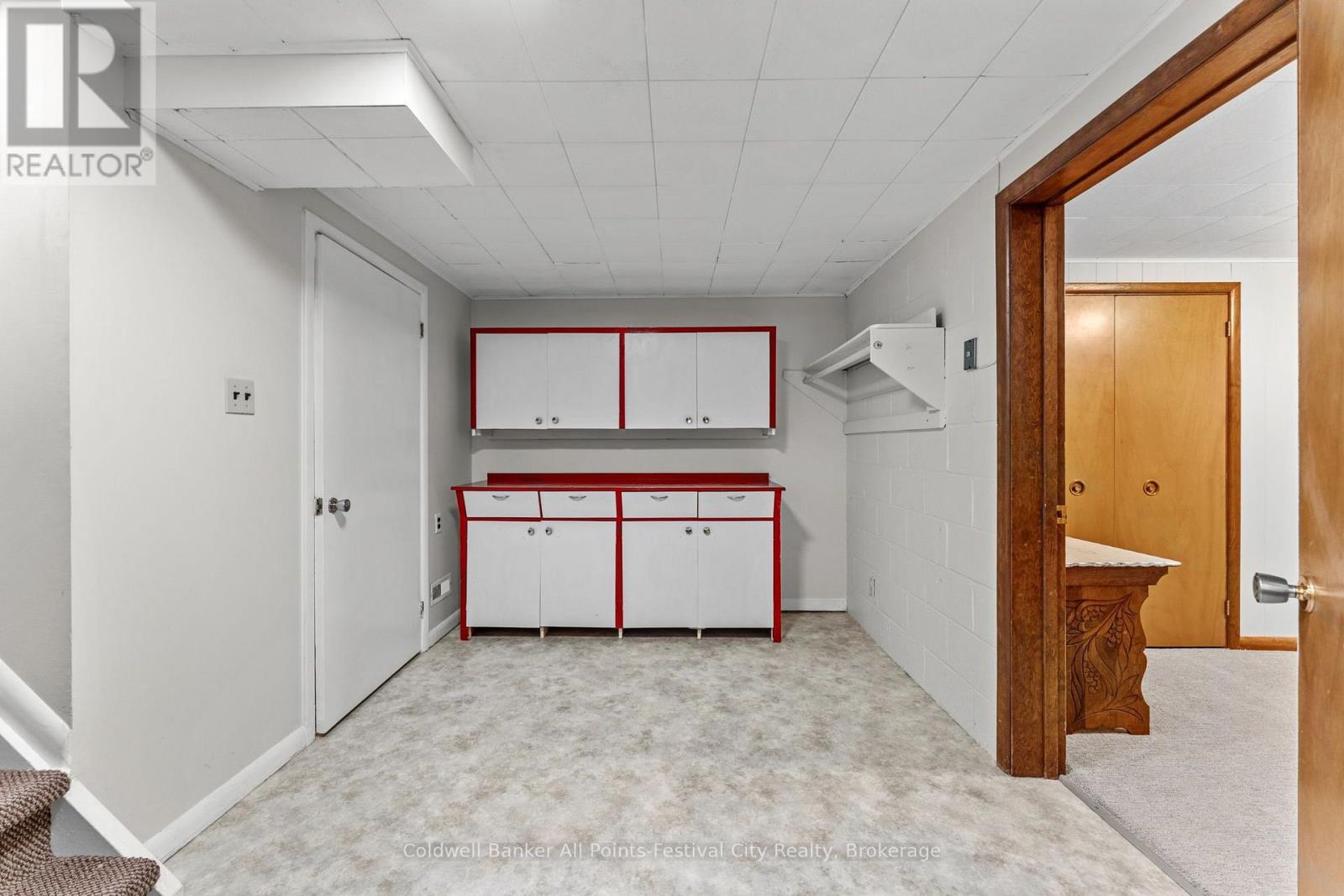 153 Warren Street Property Photo 27