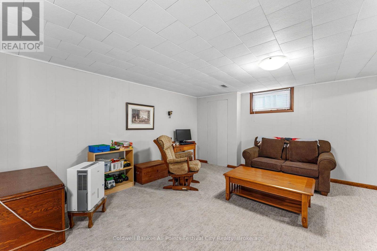 153 Warren Street Property Photo 28