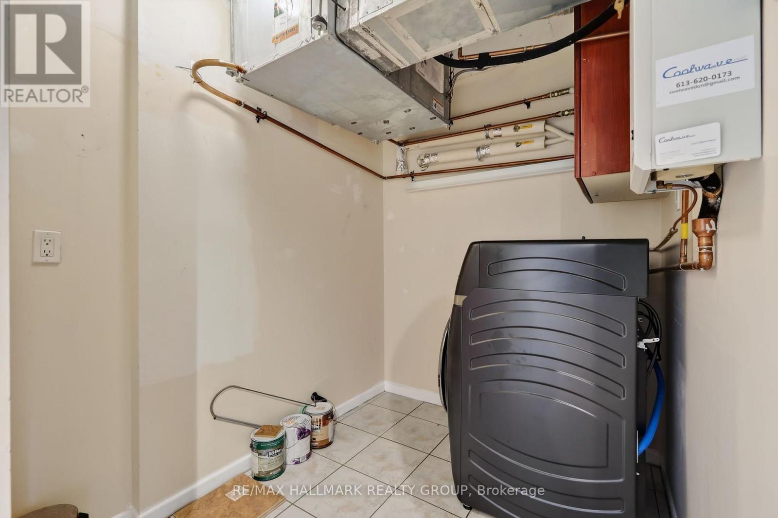 2402 - 1500 Riverside Drive Property Photo 29