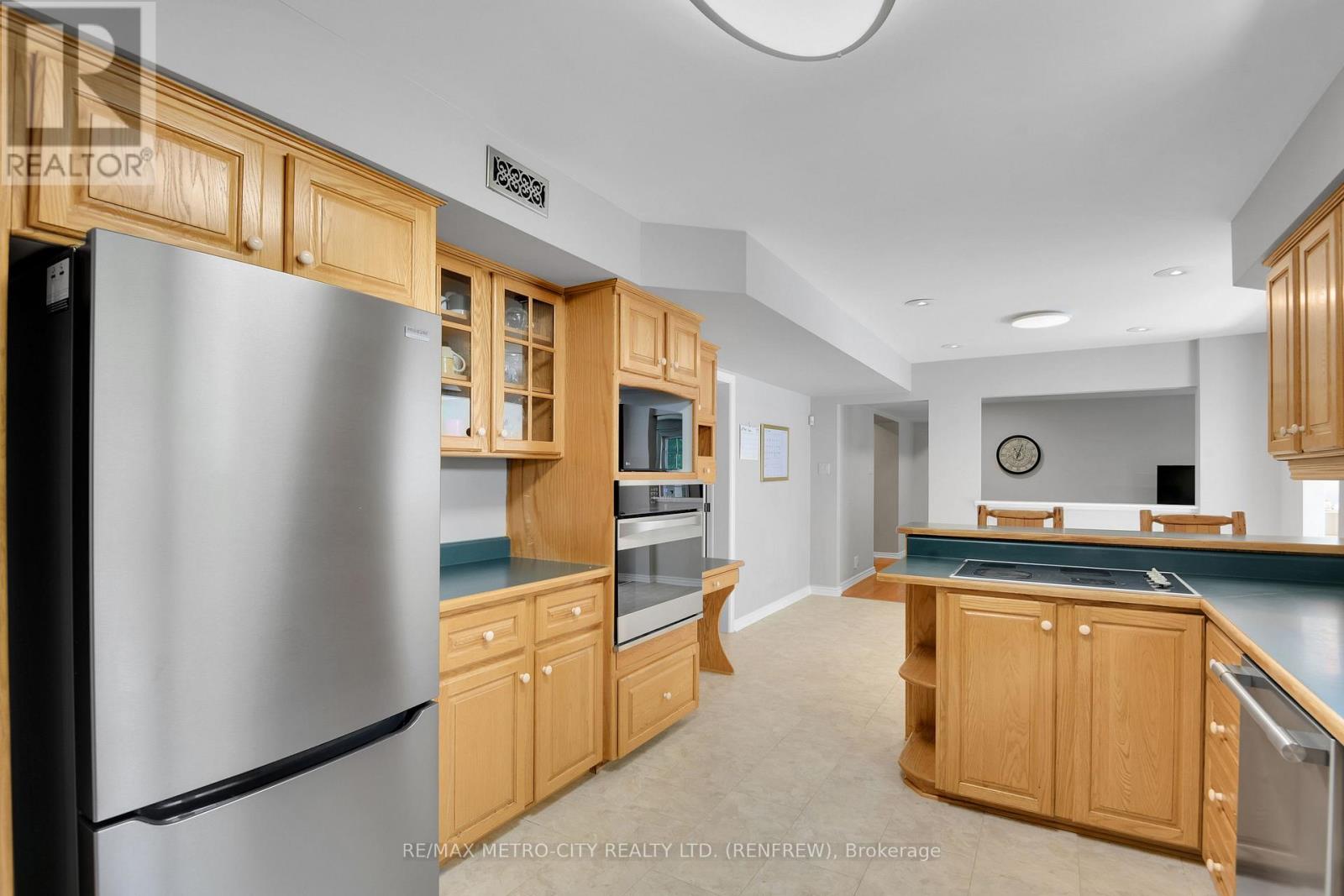 2069 Highway 132 Highway Property Photo 12