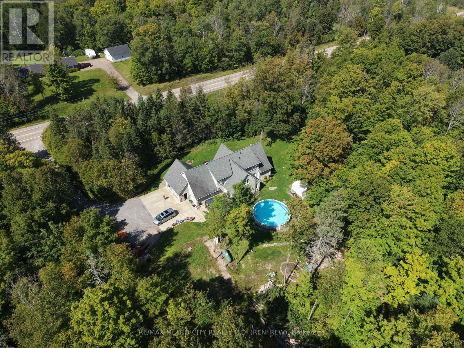2069 Highway 132 Highway Property Photo 45