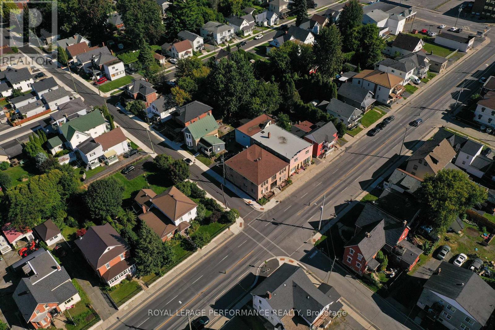 401-403 Water Street E Property Photo 4