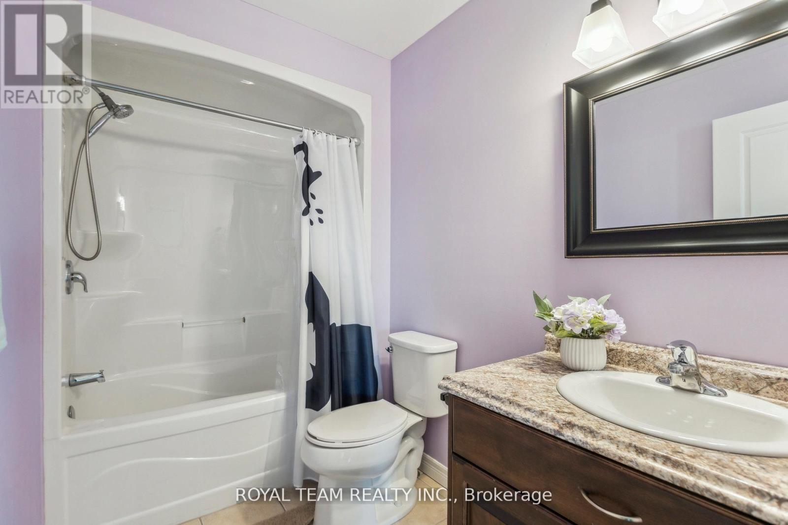 2 Lafayette Street E Property Photo 25