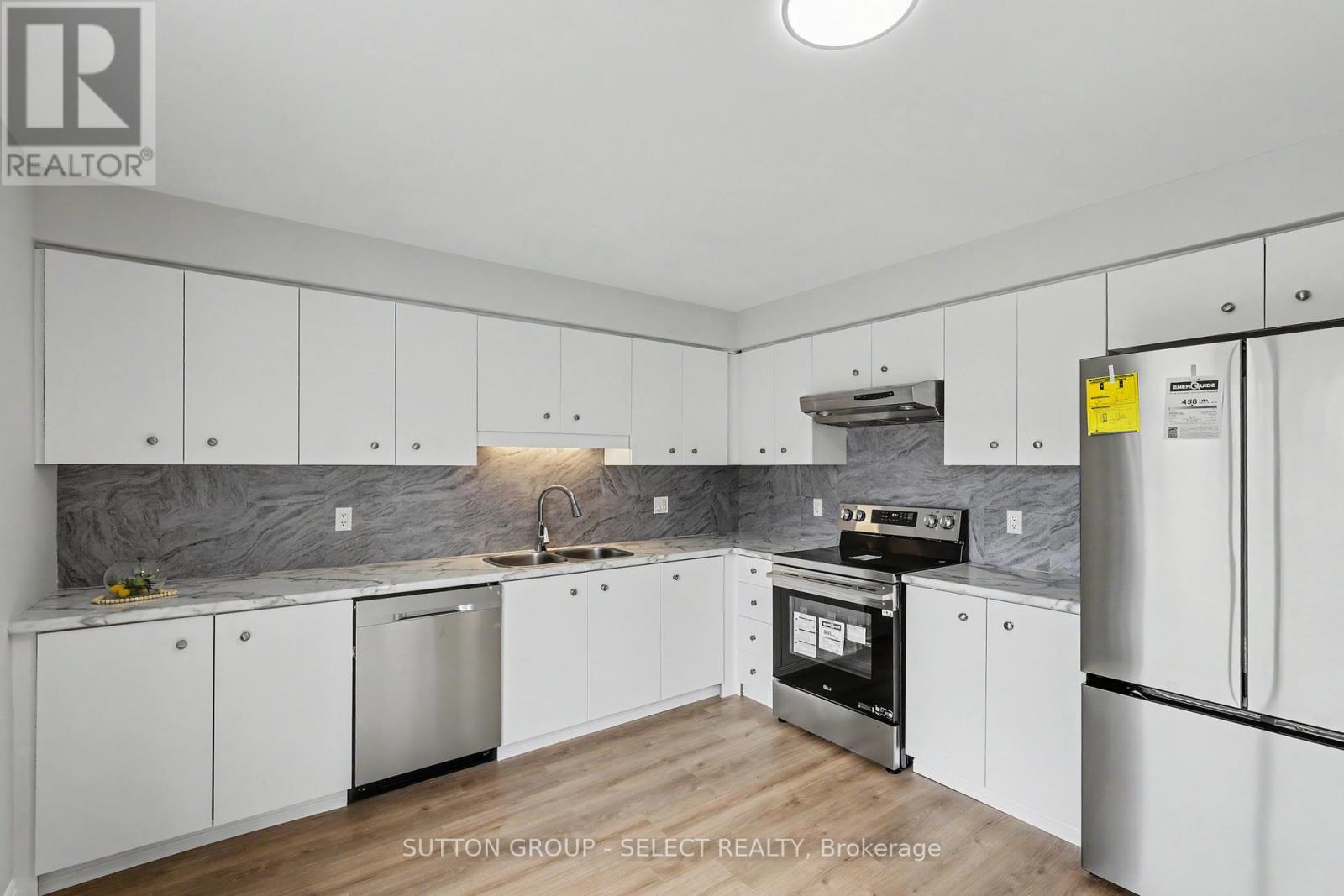 6 - 484 Third Street Property Photo 10