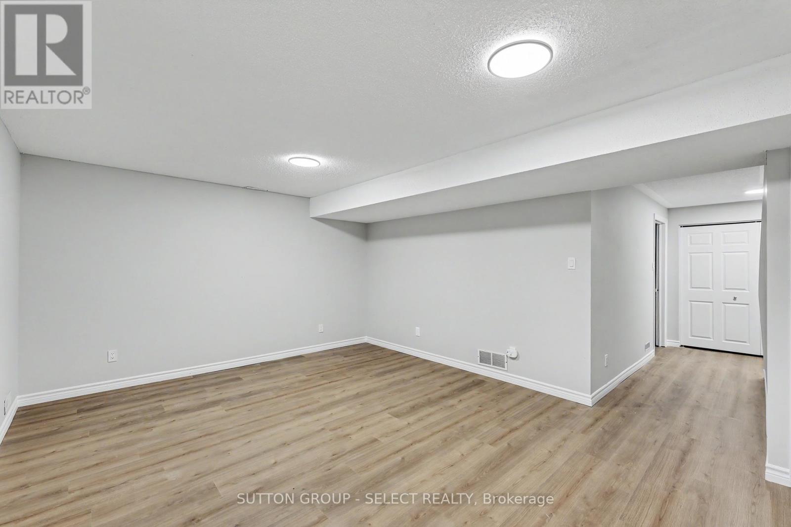 6 - 484 Third Street Property Photo 19