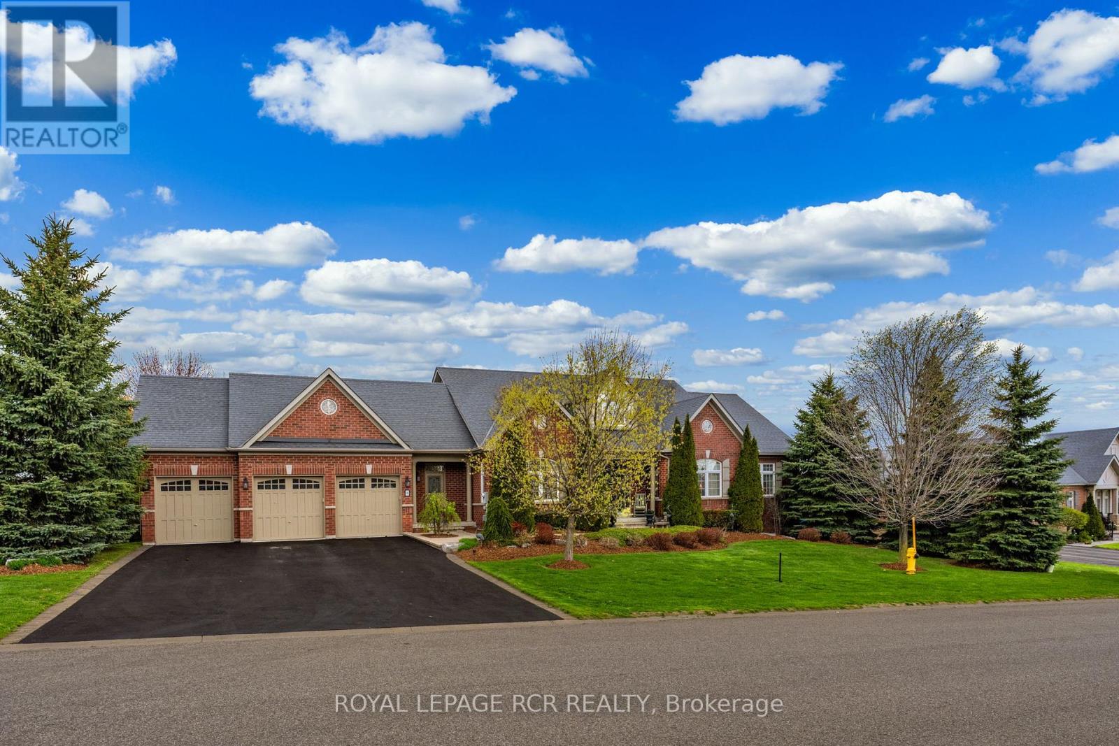 8 Masters Creek Boulevard Property Photo 1