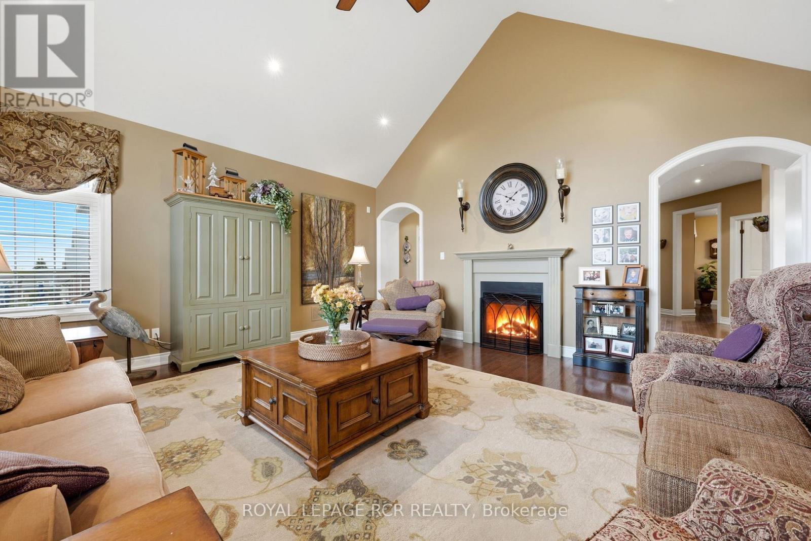 8 Masters Creek Boulevard Property Photo 16