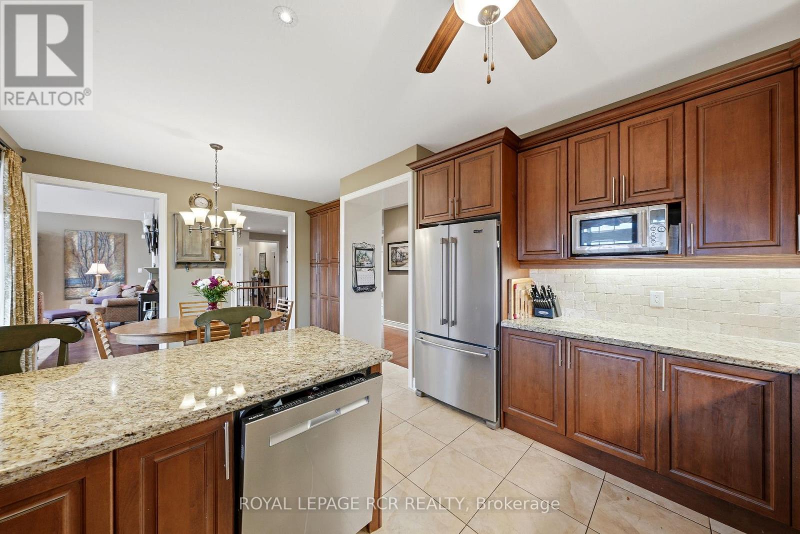 8 Masters Creek Boulevard Property Photo 24