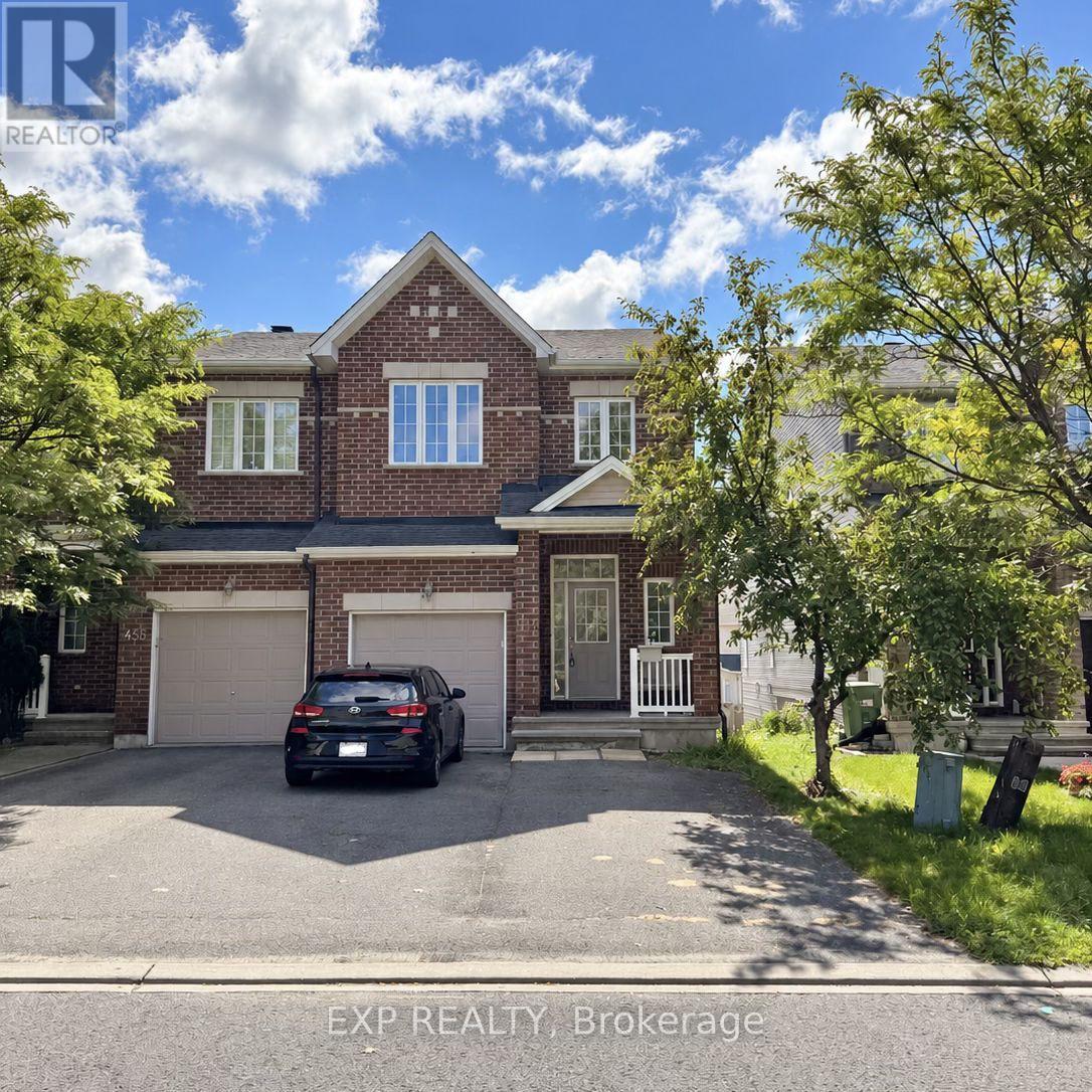 448 Foxhall Way Property Photo 1