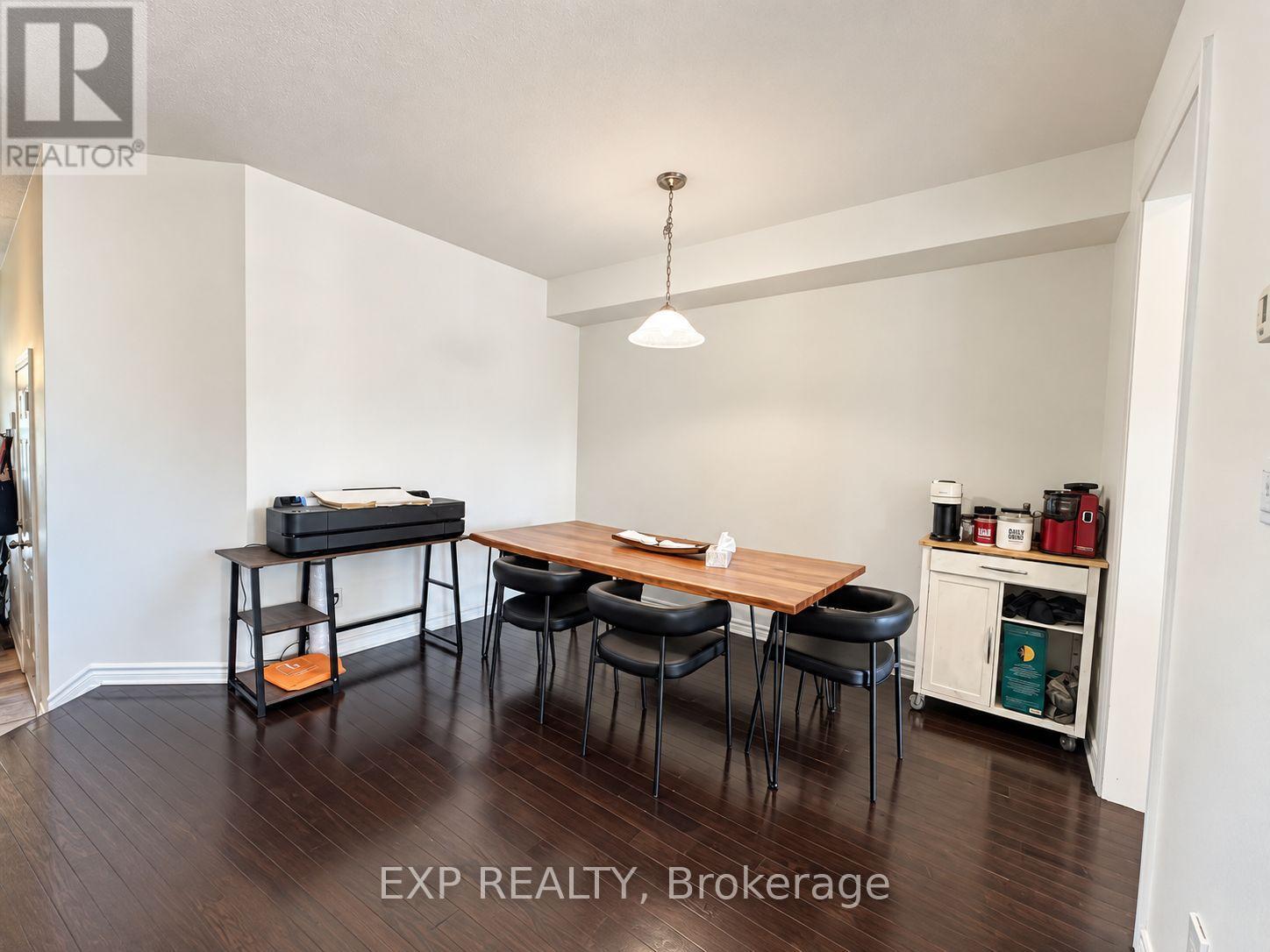 448 Foxhall Way Property Photo 4
