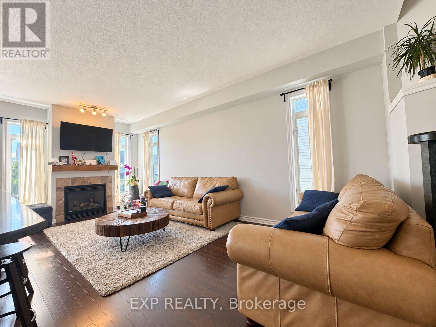 448 Foxhall Way Property Photo 11