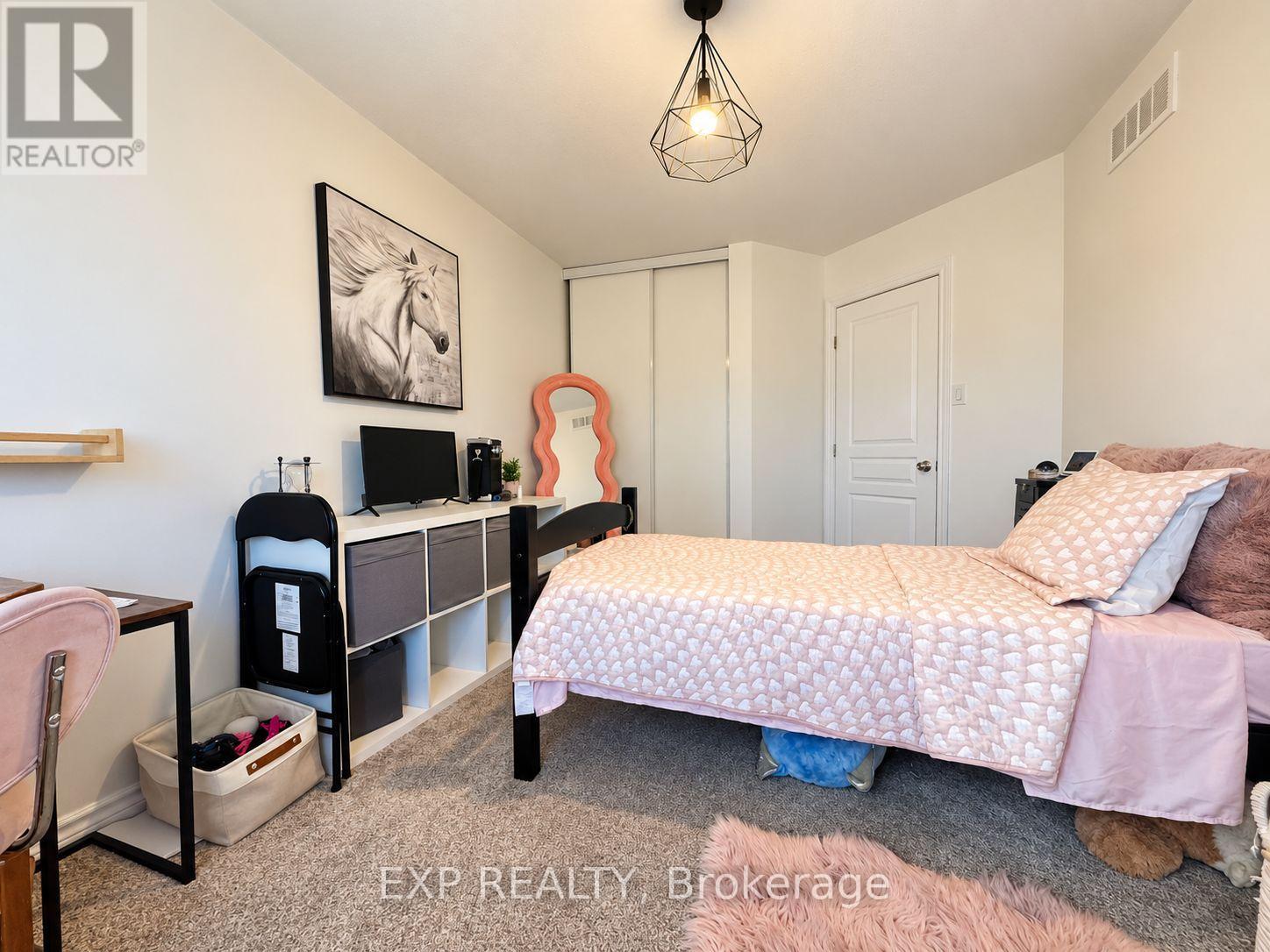 448 Foxhall Way Property Photo 15