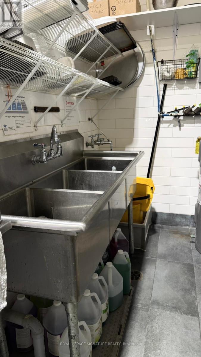 174 Union Street Property Photo 20