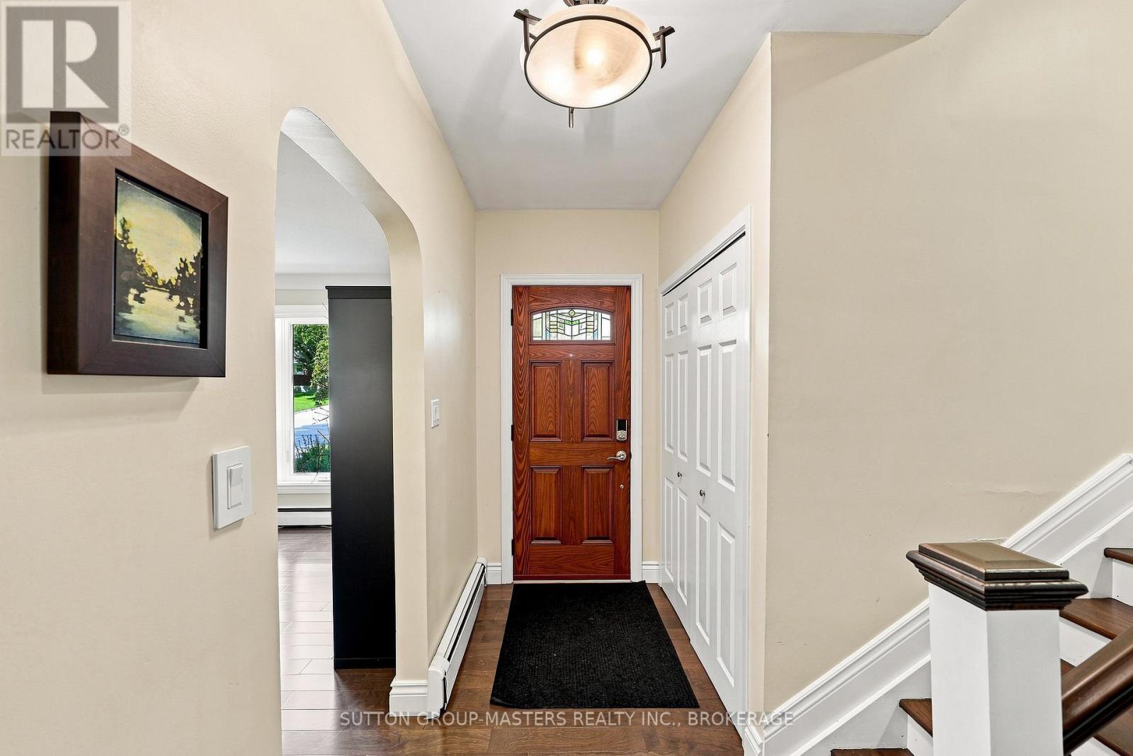 732 Centre Street Property Photo 16