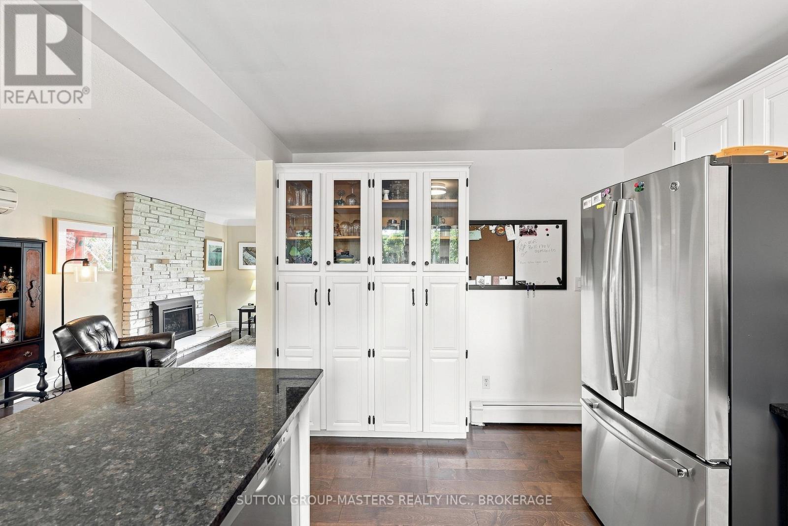 732 Centre Street Property Photo 27