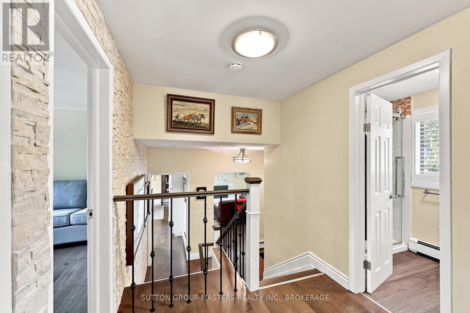 732 Centre Street Property Photo 29