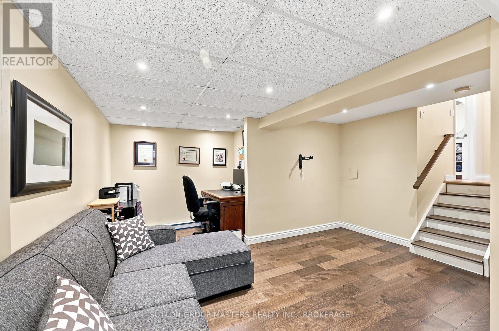 732 Centre Street Property Photo 46