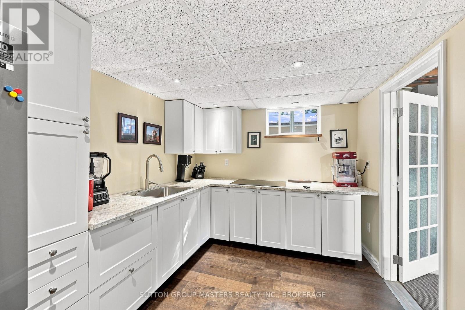 732 Centre Street Property Photo 47