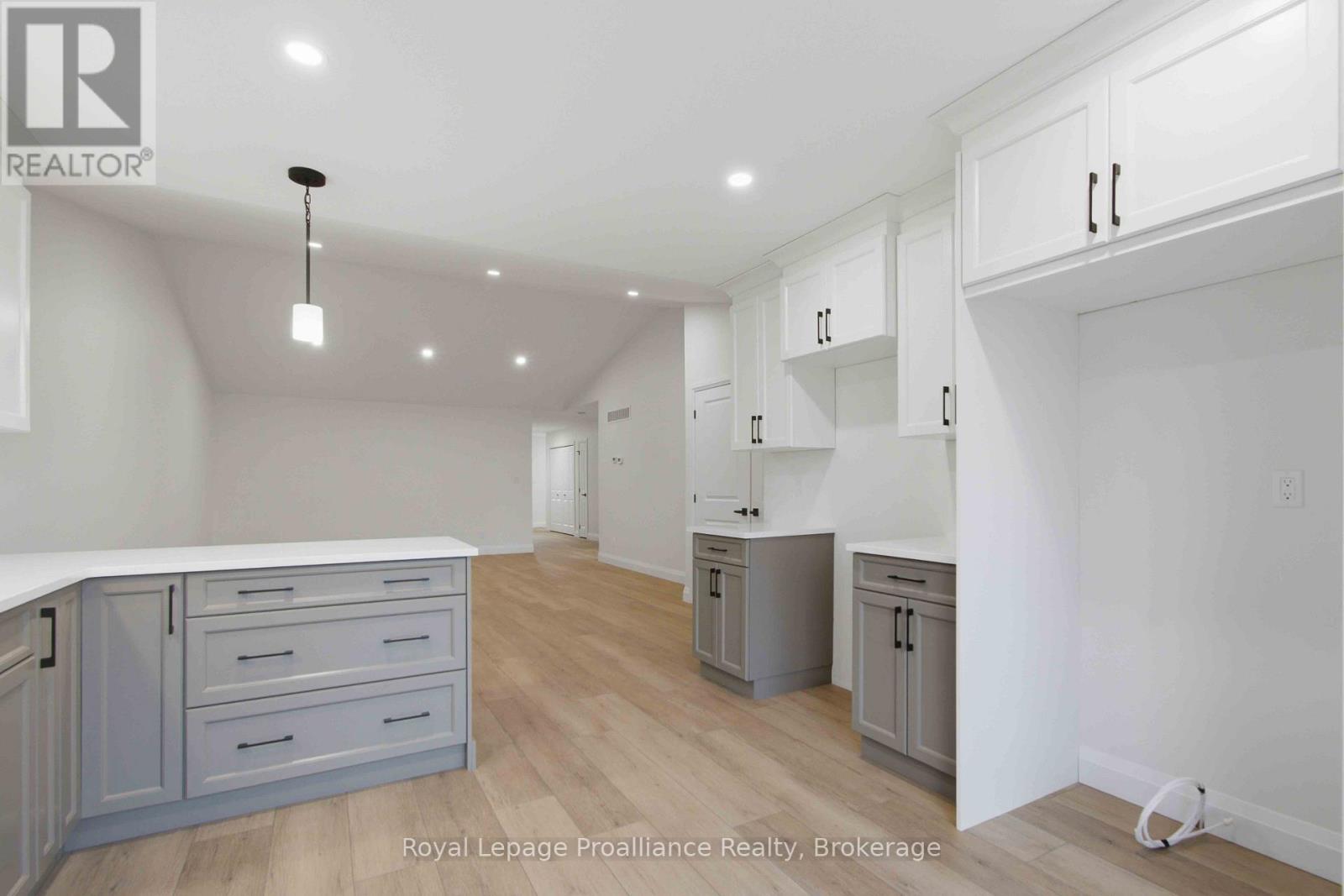 14 Clayton John Avenue Property Photo 10