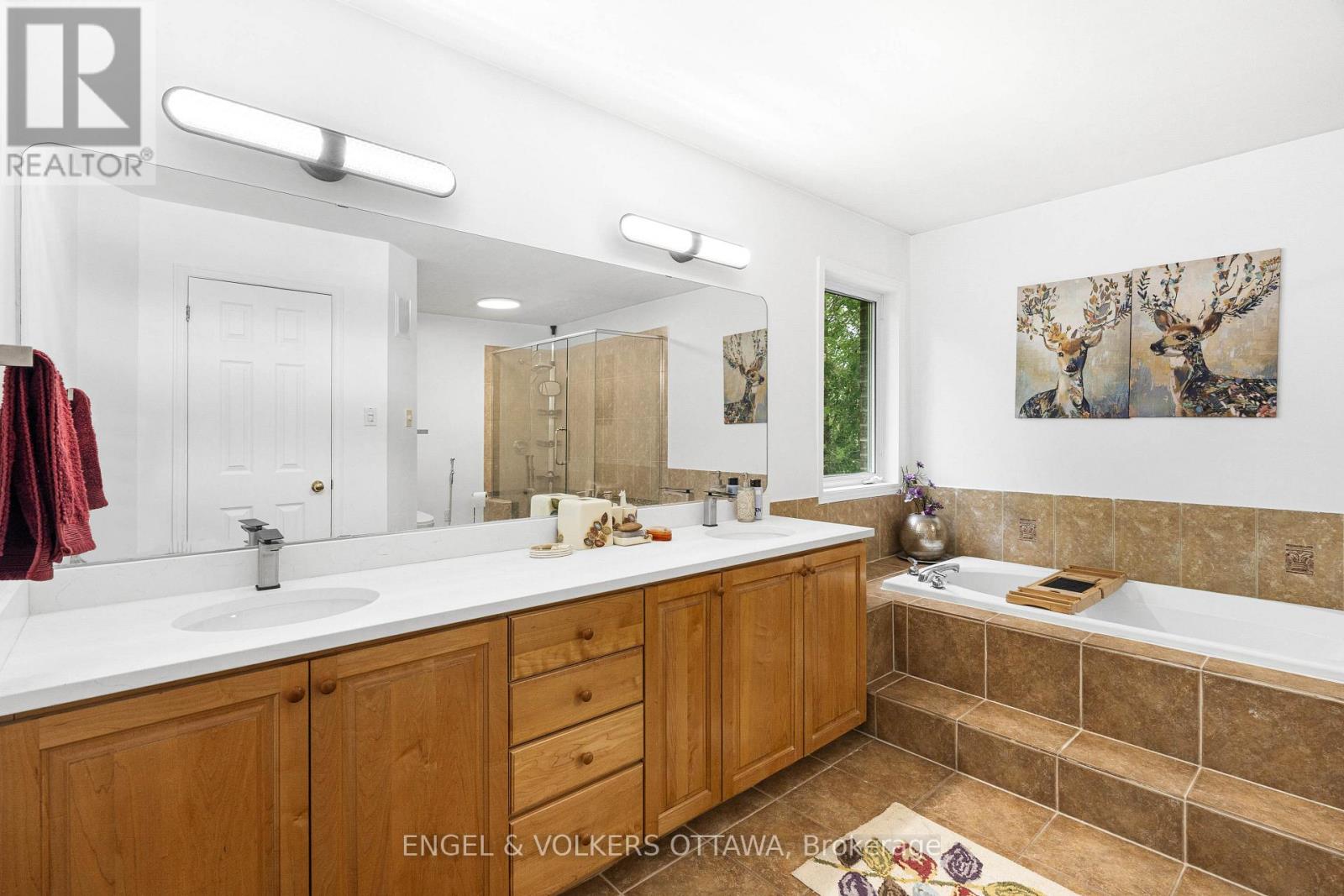 8 Glenrill Place Property Photo 28