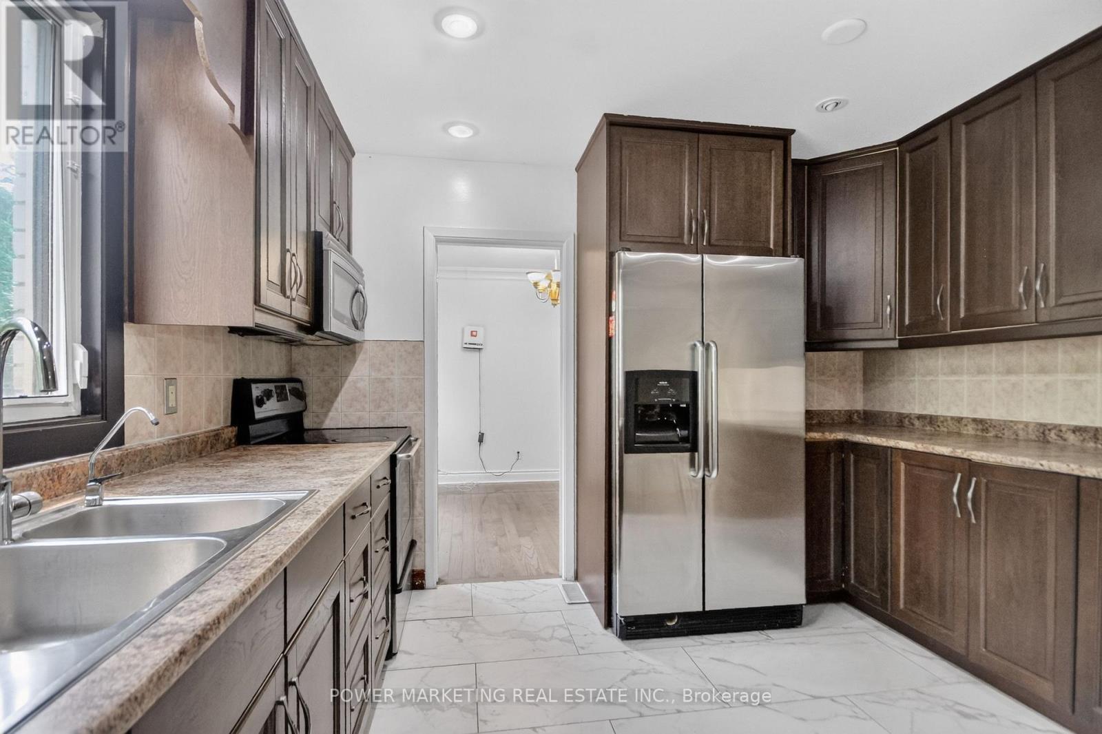 58 Aero Drive Property Photo 17