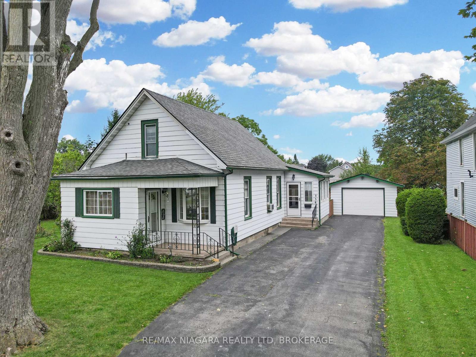358 Phipps Street Property Photo 1