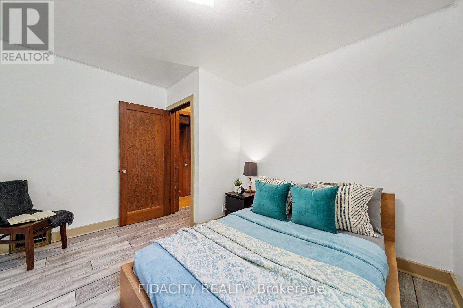 6811 Flewellyn Road Property Photo 13