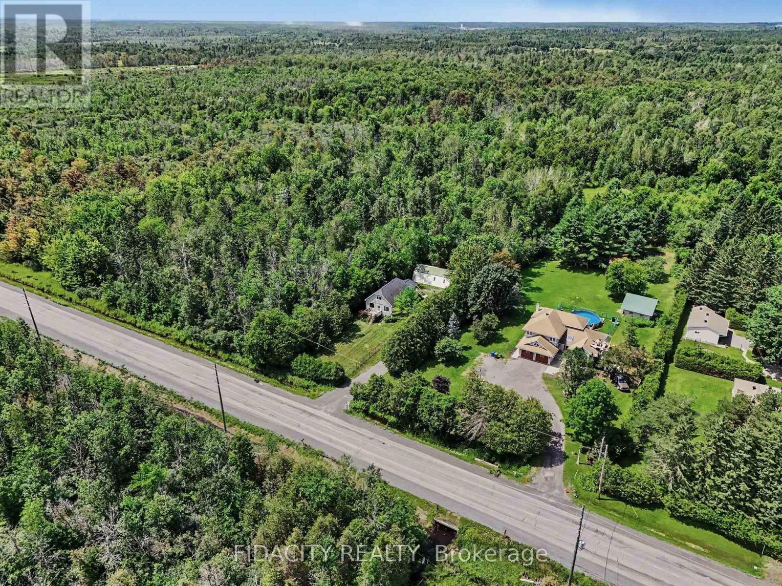 6811 Flewellyn Road Property Photo 24