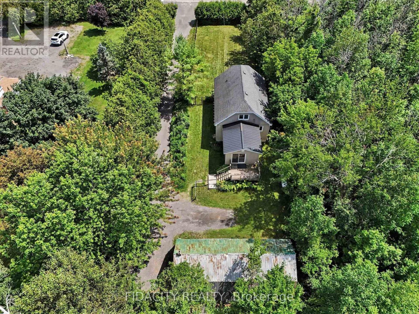 6811 Flewellyn Road Property Photo 26