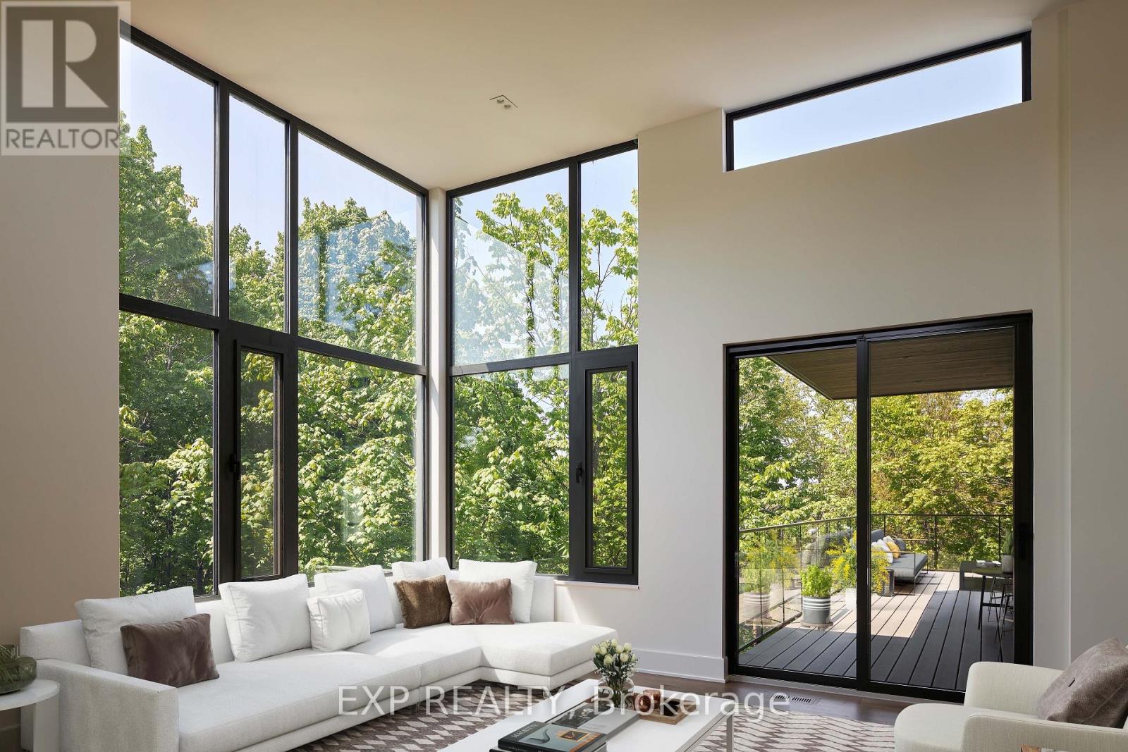 32 Clovelly Road Property Photo 5