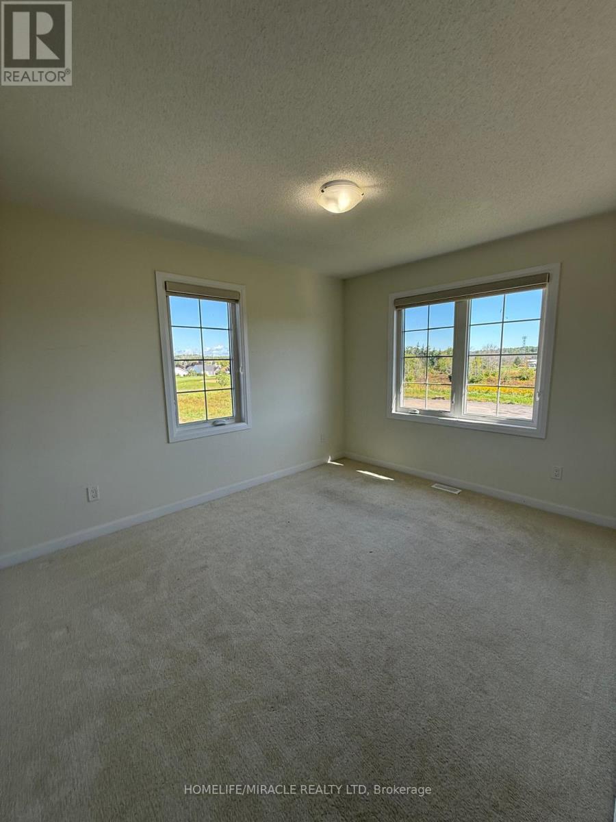 128 Oakmont Drive Property Photo 9