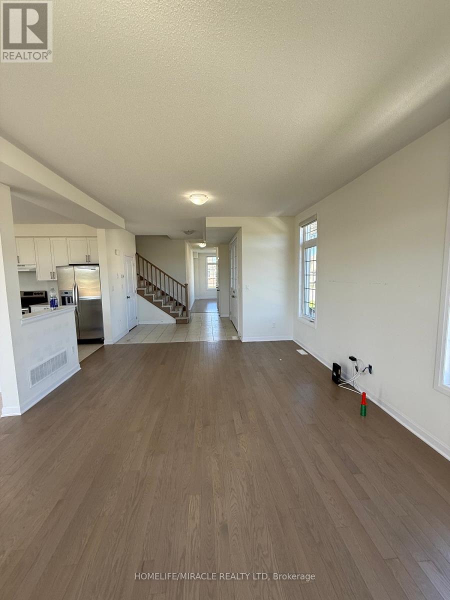 128 Oakmont Drive Property Photo 14